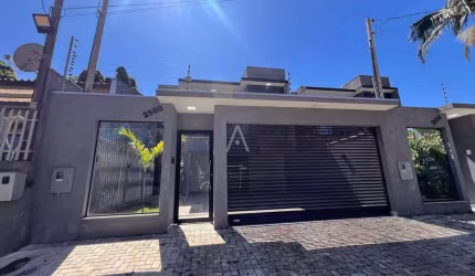 Sobrado mobiliado com 3 suítes à venda no Bairro Country, em Cascavel - Pr., por R$ 1.490.000,00
