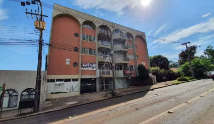 Sala comercial no centro de Cascavel para locação no Edifício Juliana