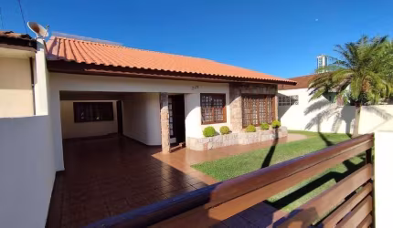 Casa Residencial 3 quartos para aluguel no Bairro JARDIM GISELA em TOLEDO por R$ 4.000,00