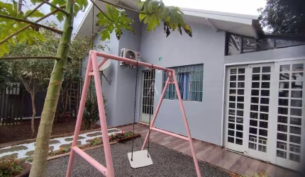 Casa Residencial 3 quartos à venda no Bairro JARDIM COOPAGRO em TOLEDO por R$ 370.000,00