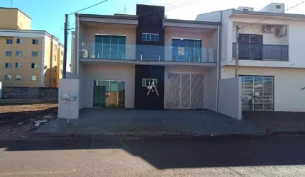 Sobrado com sala comercial à venda, Localizado no Bairro Angra dos Reis, em Cascavel - Pr., por R$ 900.000,00