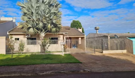 Casa à venda com 1 suíte e 2 quartos, localizada no Bairro Morumbi, em Cascavel - Pr., por R$ 470.000,00