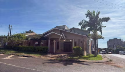 Casa Residencial 3 quartos à venda no Bairro REGIAO DO LAGO em CASCAVEL por R$ 750.000,00