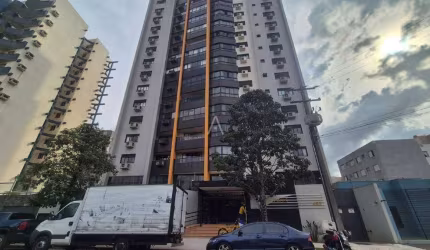 Exelente apartamento no centro de Cascavel, semimobiliado