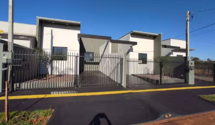 Casa Comercial 2 quartos à venda no Bairro PINHEIRINHO em TOLEDO por R$ 250.000,00