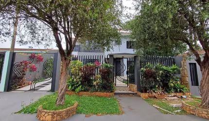 Sobrado para locação no bairro Universitário em Cascavel Pr