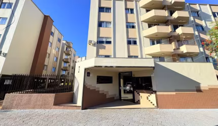 Apartamento com 2 quartos para alugar na Rua Xingu, 345, Centro, Pato Branco, 80 m2 por R$ 1.350