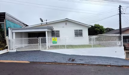 Casa em condomínio fechado com 3 quartos para alugar na Rua Gralha-azul, 71, Planalto, Pato Branco, 100 m2 por R$ 1.650