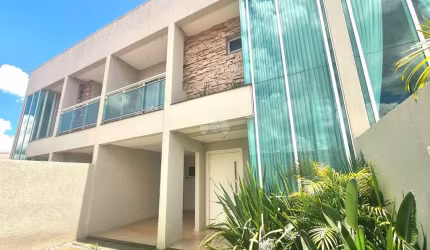 Casa com 3 quartos para alugar na Rua Benjamin Borges dos Santos, 1670, Fraron, Pato Branco, 163 m2 por R$ 3.500