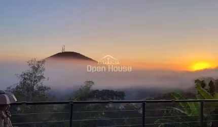 Encantadora Casa na Fazenda da Grama com 2 Dormitórios, Suíte e Amplo Terreno - Barra do Piraí/RJ
