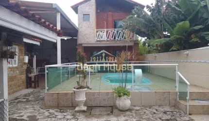 Vendo Casa com Edícula em Porto Real: Conforto, Espaço e Lazer para Sua Família - Oportunidade Impe
