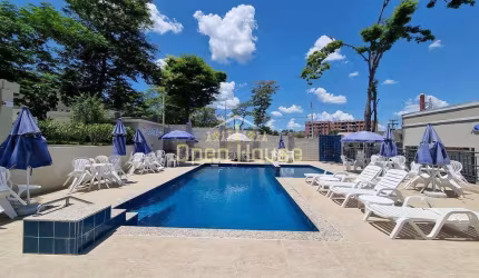 Vendo Apartamento de 02 quartos no São Luiz, Volta Redonda. Condomínio com piscina, churrasqueira