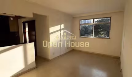 Vendo Apartamento Espaçoso com 3 quartos no Ano Bom, Barra Mansa – Conforto, Segurança e Lazer para