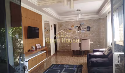 Magnífica Casa estilo Chácara à Venda no Bairro Oriente, Pinheiral - Espaço, Conforto e Lazer Compl
