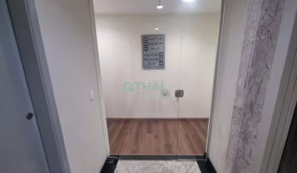 Sala para alugar andar inteiro com 170m², 05 vagas, 04 banheiros no Brooklin Paulista.