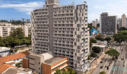 Studio Mobiliado para alugar em Santo Amaro de 31m² com 1 suíte, sem vaga.