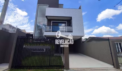 Sobrado com 3 dormitórios à venda, 151 m² por R$ 879.000,00 - Xaxim - Curitiba/PR