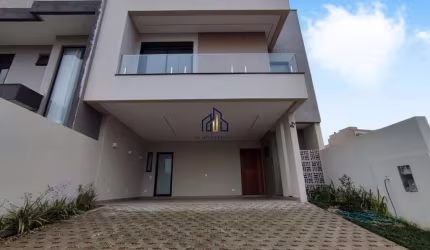 Triplex Alto Padrão com Fachada Moderna!