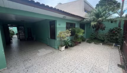 Casa com 3 dormitórios à venda no bairro Uberaba em Curitiba/PR