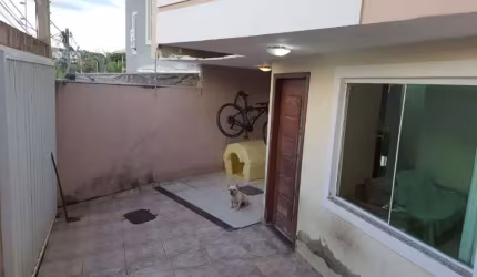 Casa com 3 quartos à venda na Rua Santa Tereza, Jardim Vitória, Macaé, 82 m2 por R$ 364.000