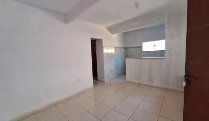 Casa com 2 quartos para alugar na Rua E, 60, Mar do Norte, Rio das Ostras, 60 m2 por R$ 1.100