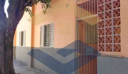Casa à Venda c/ 102m², 3 Dorms, Cozinha, Sala, WC, AS - Vila Rio Branco - Jundiaí/SP (Próxima ao Maxi Shopping)