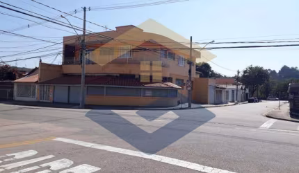 Salão Comercial p/ Alugar c/ 250m², 2 Banheiros - Rua Tiradentes (Ao lado do Maxi Shopping) - Jundiai/SP