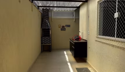 Linda casa duplex com 4 quartos sendo 2 suites Palmeiras