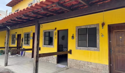Casa em condomínio com 2 quartos