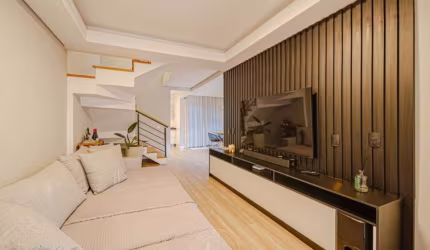 Casa com 3 quartos à venda na Rua Leopoldo Beninca, 169, Vila Nova, Joinville por R$ 750.000