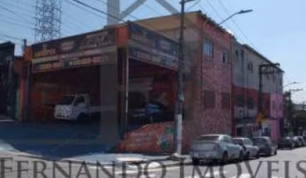 Galpão comercial no Parque São Lucas: localização privilegiada e amplo espaço para o seu negócio