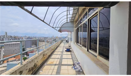 05 salas comerciais rooftop com varanda totalizando 220m² no Centro de BH