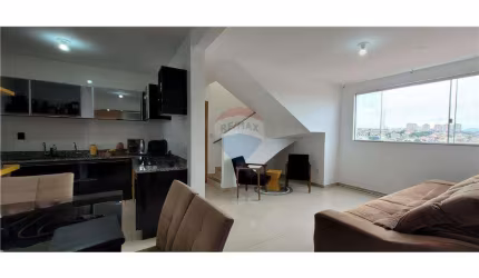 Apartamento de cobertura, deslumbrante vista, 4 quartos, sendo 2 suítes, 3 vagas. Prédio com elevador, no bairro Boa Vista/BH, condomínio econômico