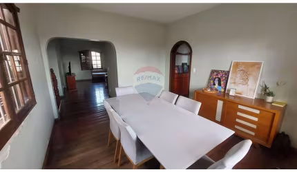 Casa à venda Bairro Caiçara - 328 metros, 4 quartos, R$ 1.160.000,00