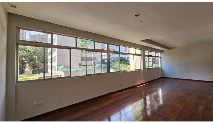 Apartamento em Lourdes 4 quartos Venda
