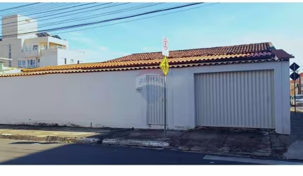 ÓTIMA OPORTUNIDADE PARA LOCAÇÃO – LOTE DE ESQUINA COM 360M² COM CASA