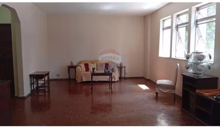 Apartamento com 4 quartos, 3 banheiros - No bairro Funcionários