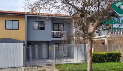 Excelente sobrado no Boqueirão