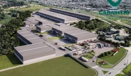 Excelente oportunidade de Condomínio Empresarial no CIC