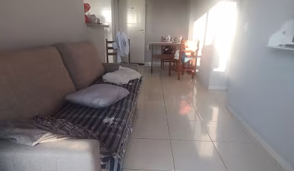 Apartamento 02 dormitórios semi-mobilíado com área de lazer completo