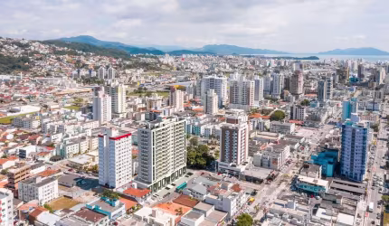 SEJA DONNO DESSE APARTAMENTO NO KOBRASOL COM 3 DORMITÓRIOS SENDO 2 SUITE