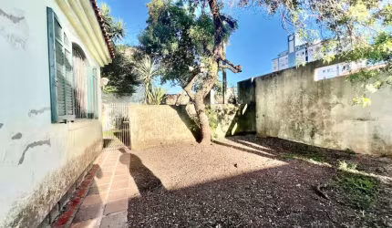 SEJA DONNO DESSE TERRENO NO BAIRRO FLORESTA
