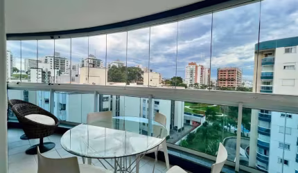 SEJA DONNO DESSE AMPLO APARTAMENTO NO NOVO ESTREITO