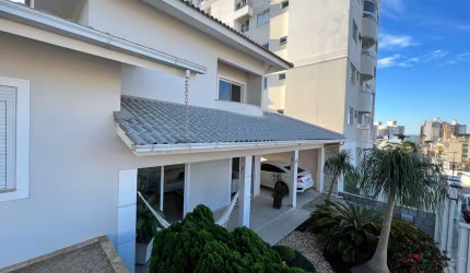 SEJA DONNO DESSA CASA EM BARREIROS