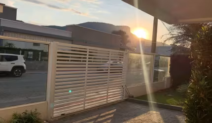 VENHA SER DONNO DESSE APARTAMENTO NA PEDRA BRANCA