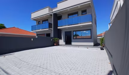SEJA DONNO DESSE SOBRADO NA PALHOÇA