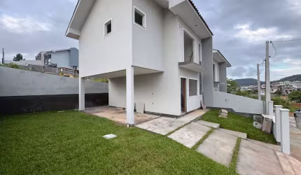 SEJA DONNO DESSE SOBRADO NO BAIRRO ALTA VISTA