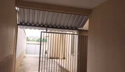 Casa com 3 quartos à venda na Rua Ernani José Nunes, 43, Rochedo, Conselheiro Lafaiete, 105 m2 por R$ 310.000