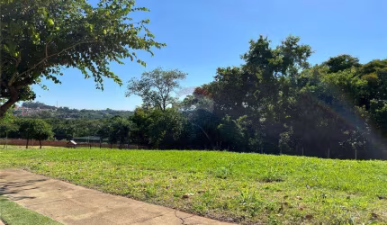 Terreno a venda de ilha no Reserva San Gabriel em Bonfim Paulista 254 m2