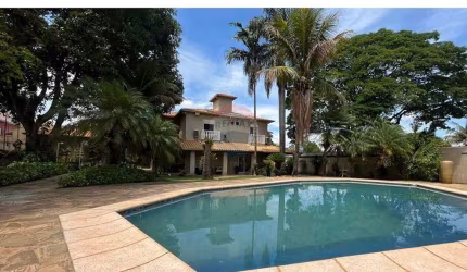 Chácara à venda de porteira fechada com 2.500 m2 de terreno, 5 quartos, piscina - Condomínio Beira Rio em Ribeirão Preto/Jardinópolis